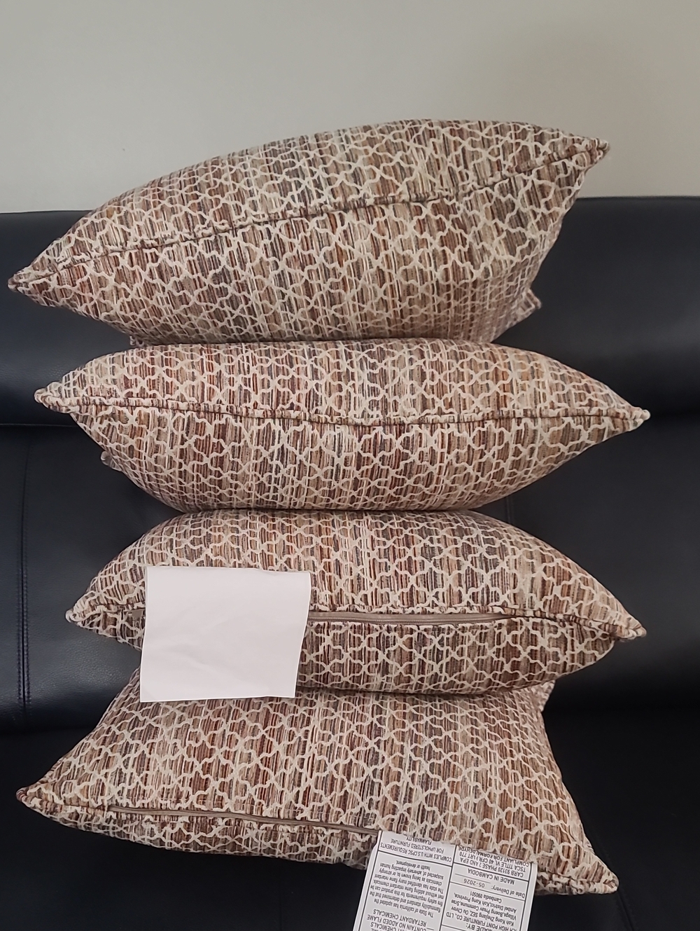 NWT Four Decorative Throw Pillow in Dusty Rose Pattern - Home Accents